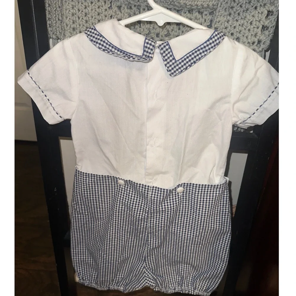 Carriage Boutiques Boys Smocked Beach Sailboat 2pc Set Gingham Bubble Shorts 24M